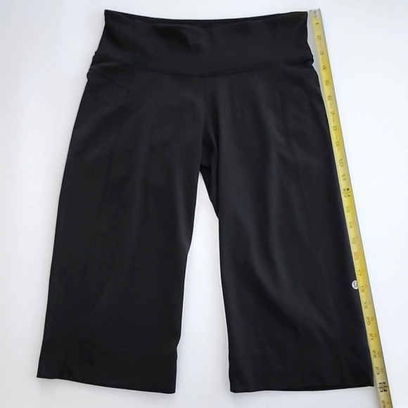 Lululemon Black Clam Digger Crop Pant 17" Inseam Stretch Yoga Athletic  Size 4 - Picture 8 of 12